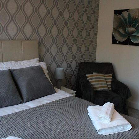 Haven - Spacious Luxury Home Perfect For Families, Couples And Contractors! 5Mins To Xscape And Junction 32! Castleford Esterno foto