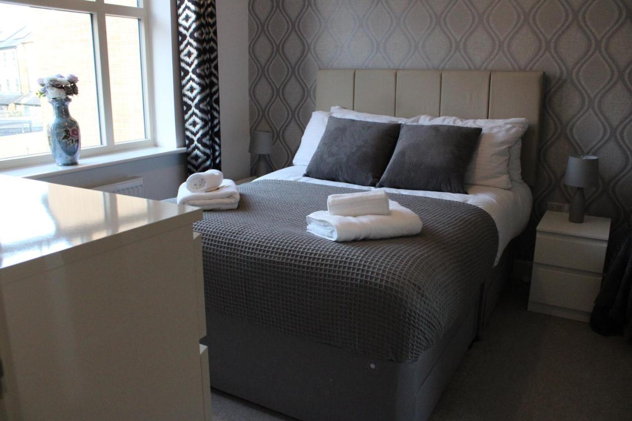 Haven - Spacious Luxury Home Perfect For Families, Couples And Contractors! 5Mins To Xscape And Junction 32! Castleford Esterno foto