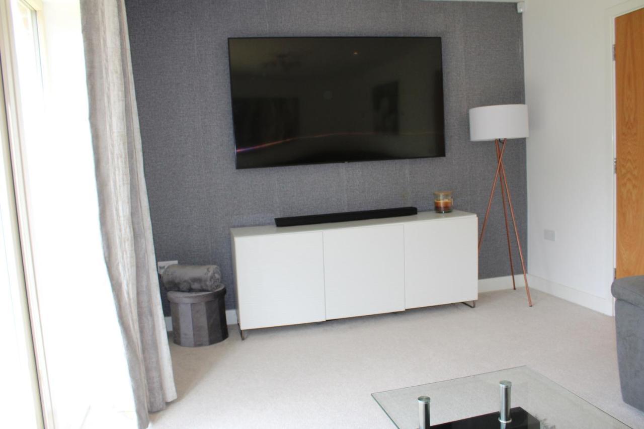 Haven - Spacious Luxury Home Perfect For Families, Couples And Contractors! 5Mins To Xscape And Junction 32! Castleford Esterno foto