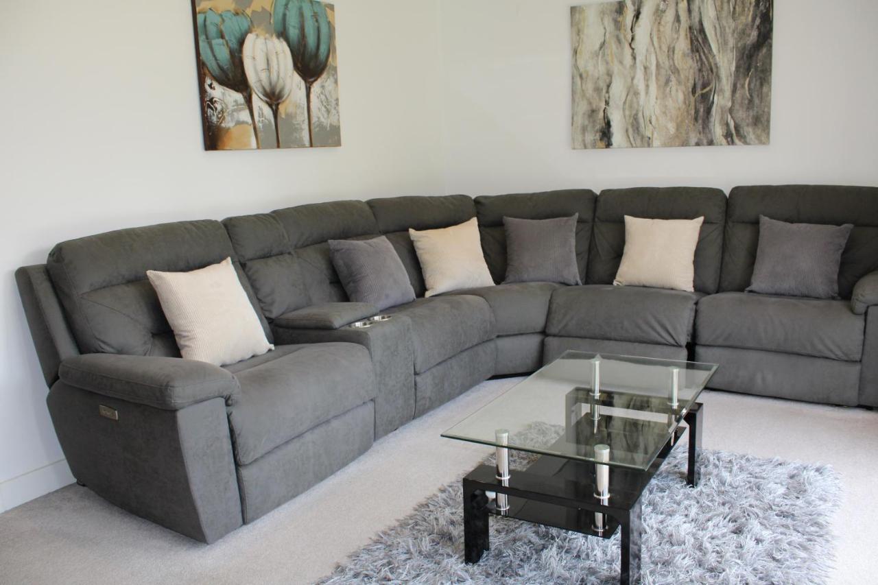 Haven - Spacious Luxury Home Perfect For Families, Couples And Contractors! 5Mins To Xscape And Junction 32! Castleford Esterno foto