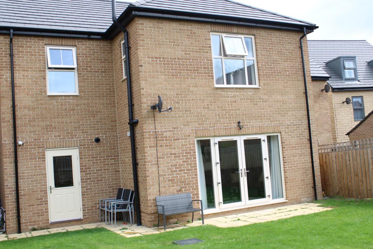 Haven - Spacious Luxury Home Perfect For Families, Couples And Contractors! 5Mins To Xscape And Junction 32! Castleford Esterno foto
